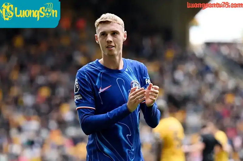 Cole Palmer trong màu áo của Chelsea Cole Palmer trong màu áo của Chelsea