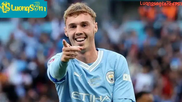 Cole Palmer trong màu áo của Manchester City Cole Palmer trong màu áo của Manchester City