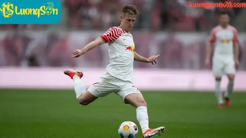 Tiểu sử cầu thủ trẻ Dani Olmo Hình ảnh Dani Olmo thời trẻ