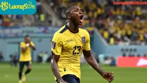 tieu su moises caicedo